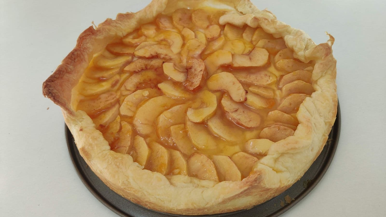 Tarta de manzana con crema pastelera